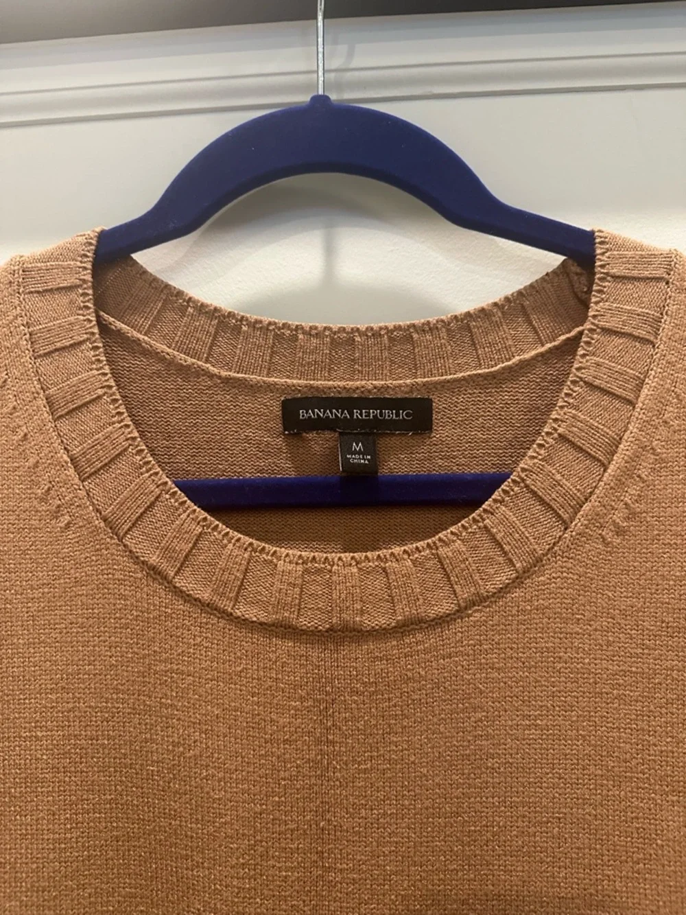 Banana Republic Women's Crewneck Sweater - Camel/Tan - Picture 2 of 3
